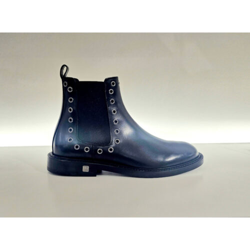 Guy Laroche Boot