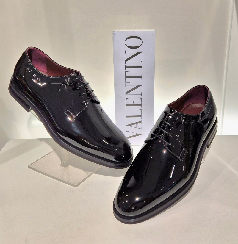 Patent Valentino Lace Up